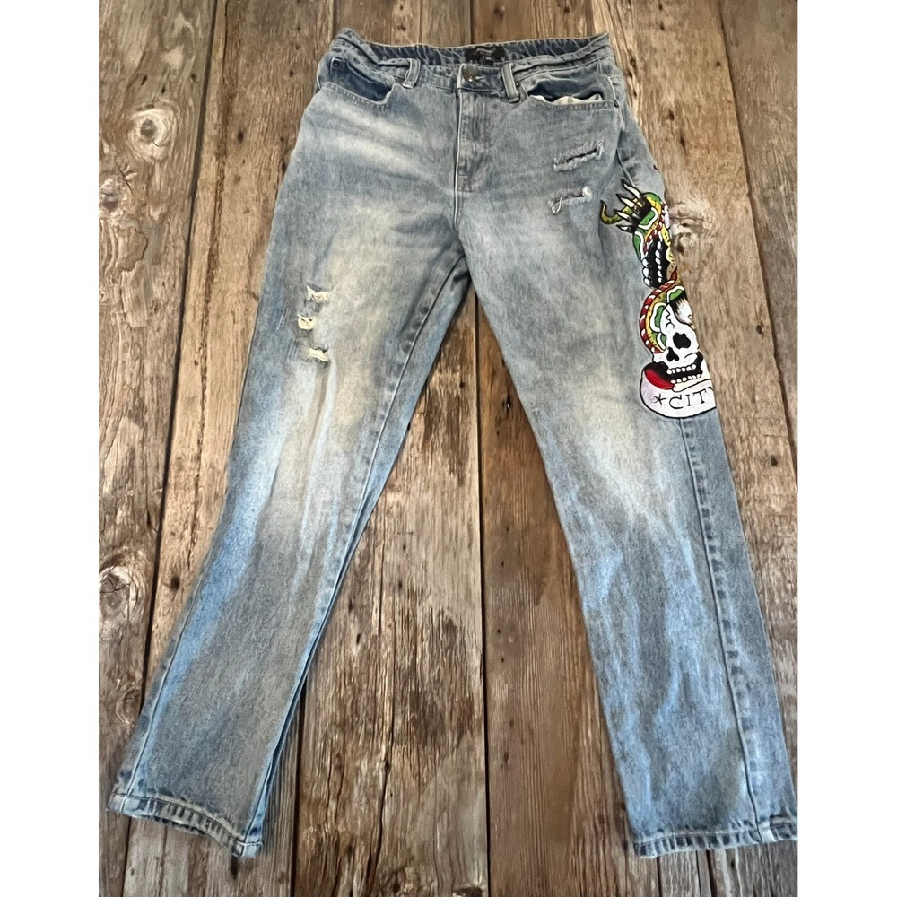 Ed Hardy Mens Light Wash Distressed Embroidered Tattoo Skull Jeans Size 32